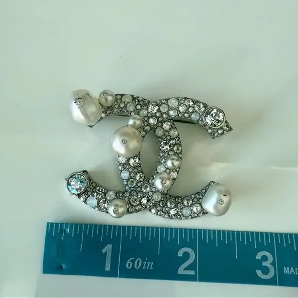 CHANEL women brooch with natural pearls Authentic Retail 2100$